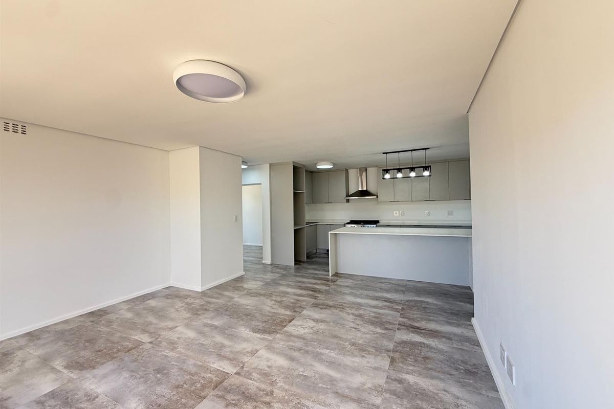 3 Bedroom House To Rent in Edgemead - Photo 5