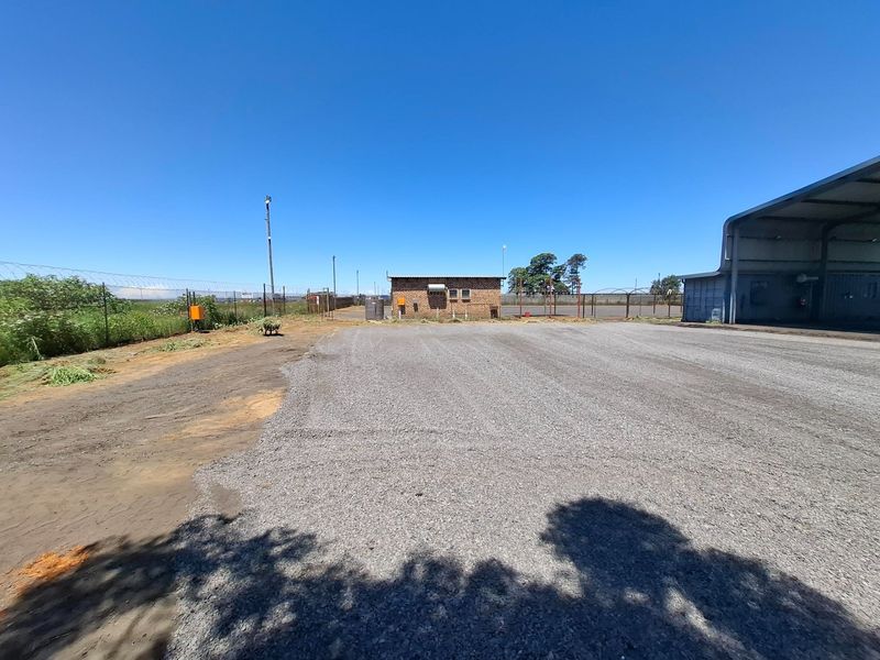 Industrial Property For Rent - Photo 2