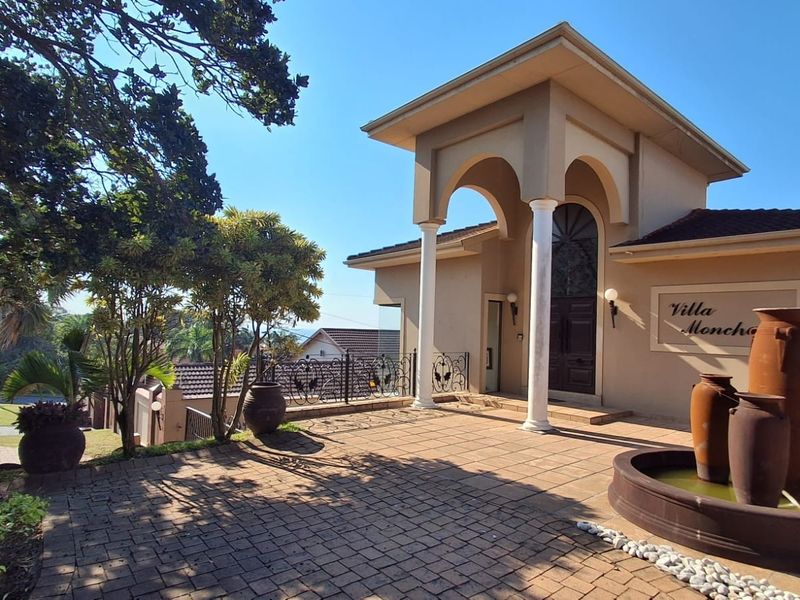 Beautiful House For Sale In Uvongo, Kwa-Zulu Natal - Photo 1