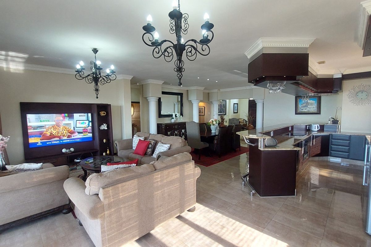 Beautiful House For Sale In Uvongo, Kwa-Zulu Natal - Photo 5