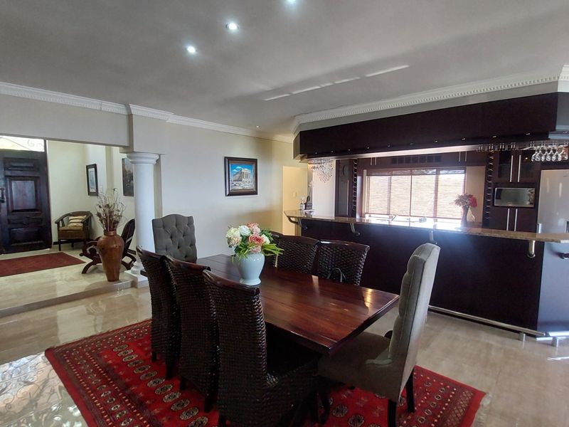 Beautiful House For Sale In Uvongo, Kwa-Zulu Natal - Photo 9
