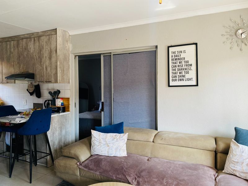 Townhouse For Sale in Birchleigh, Kempton Park - Photo 8