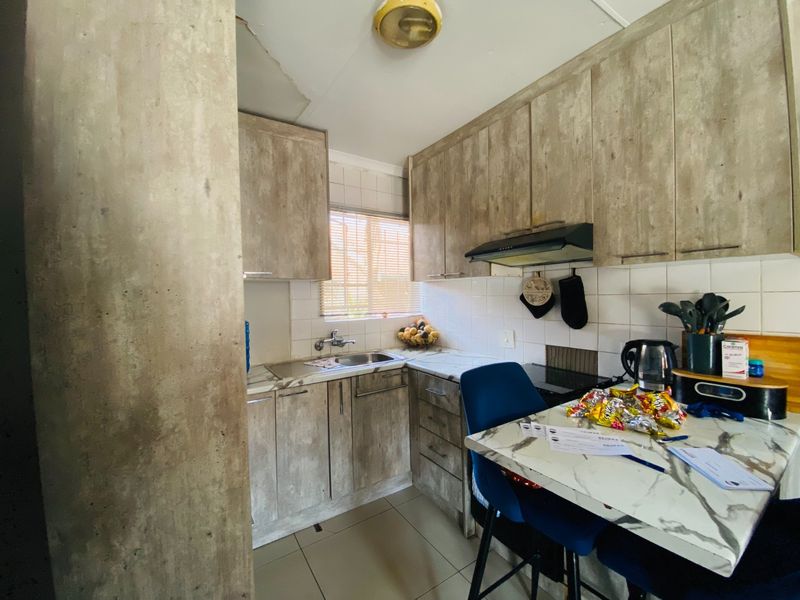 Townhouse For Sale in Birchleigh, Kempton Park - Photo 6