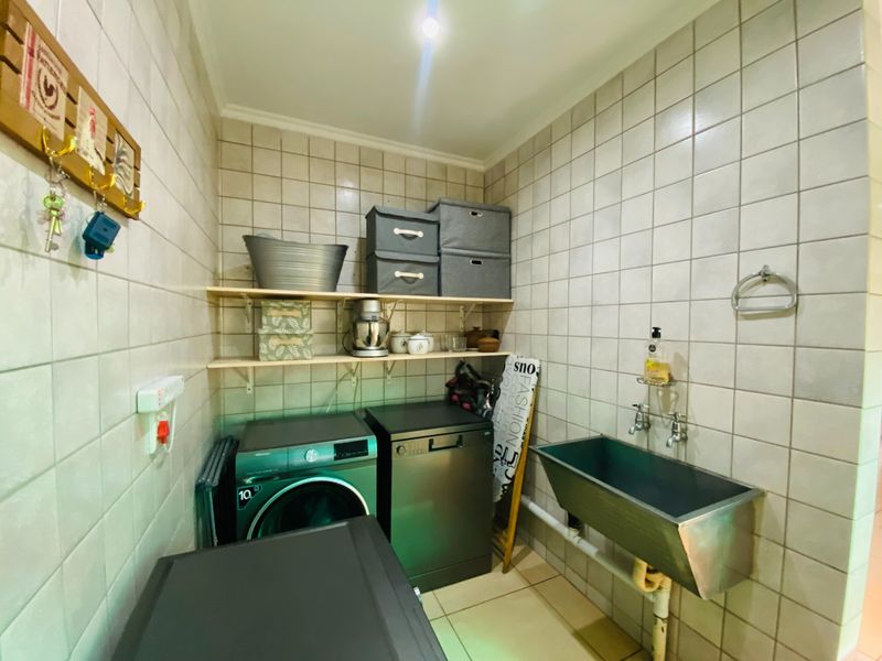 House For Sale in Van Riebeeck Park, Kempton Park - Photo 7