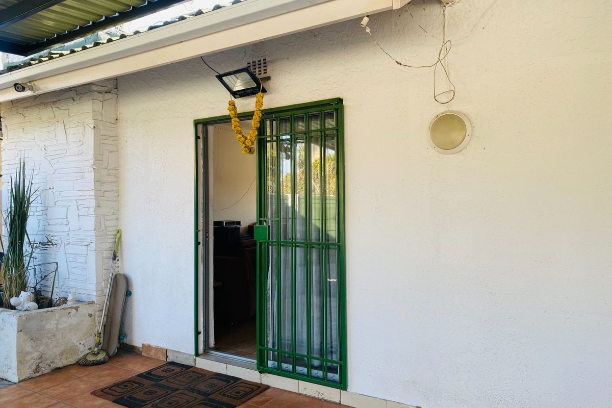 House For Sale in Cresslawn, Kempton Park - Photo 3