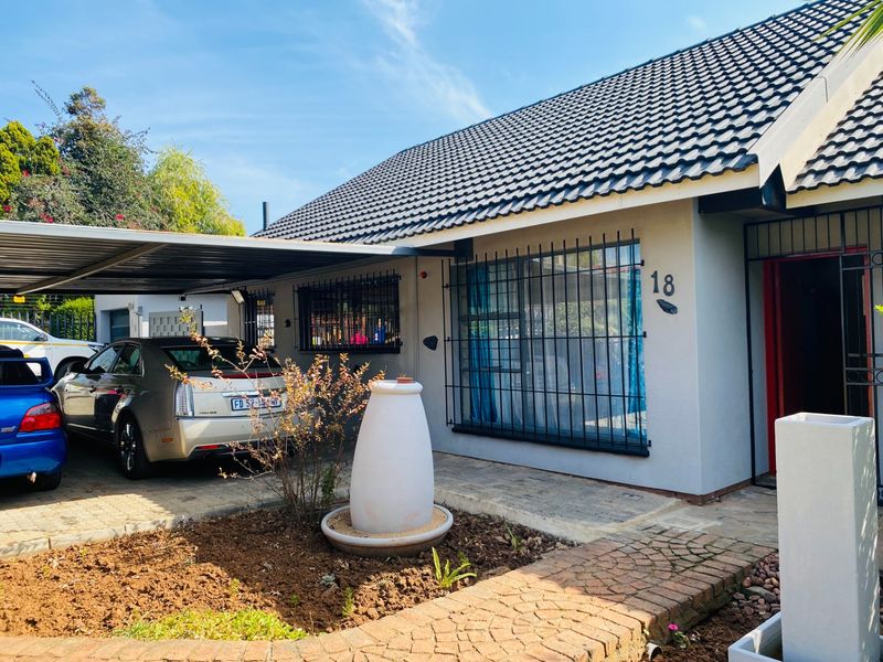 House For Sale in Birch Acres, Kempton Park - Photo 2