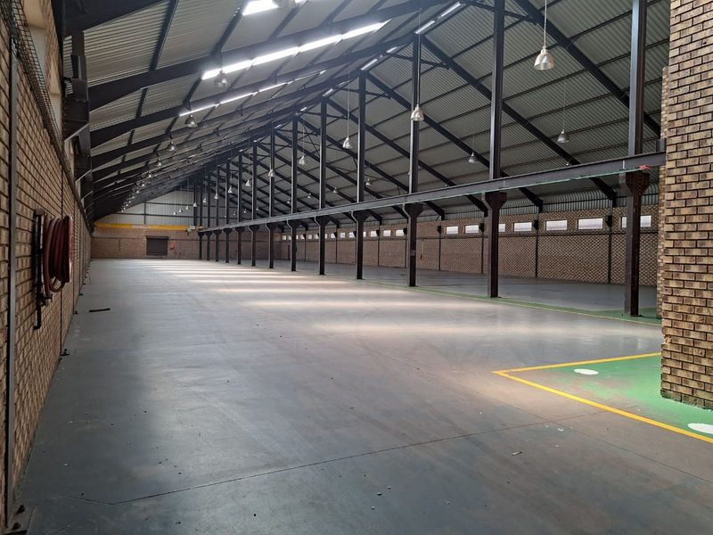 Industrial Workshop For Rent - Photo 2