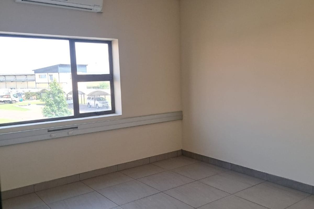 Industrial Workshop For Rent - Photo 5