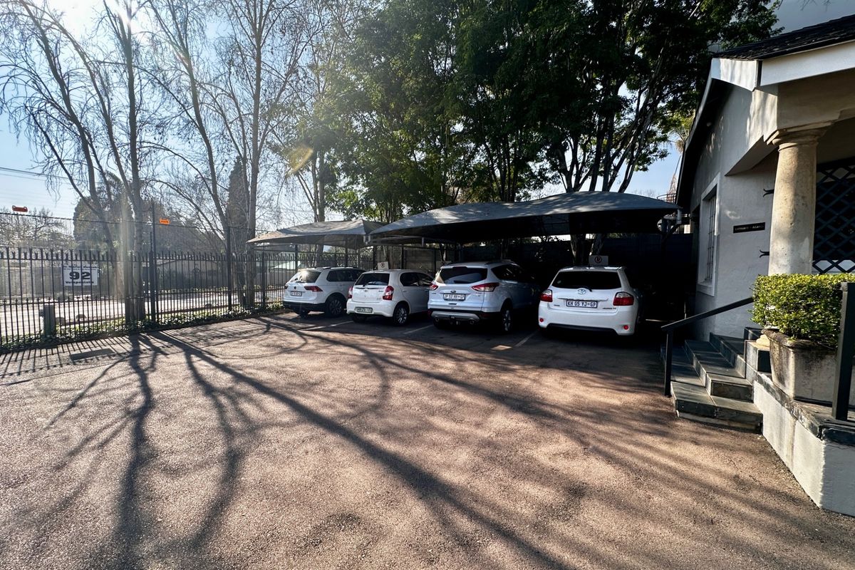 House For Sale in Lynnwood Glen, Pretoria - Photo 4