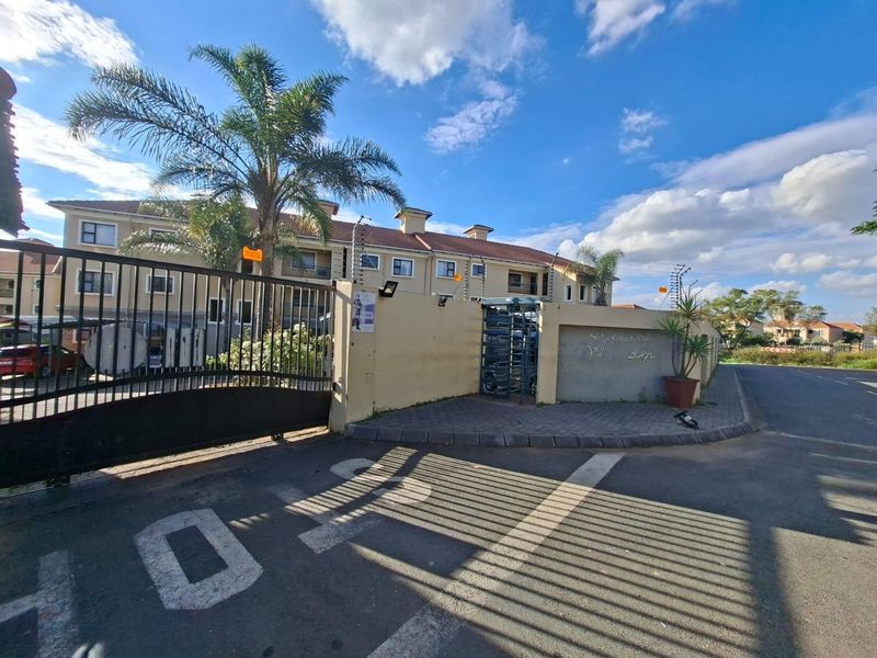 Apartment For Sale in Grand Central, Midrand - Photo 1