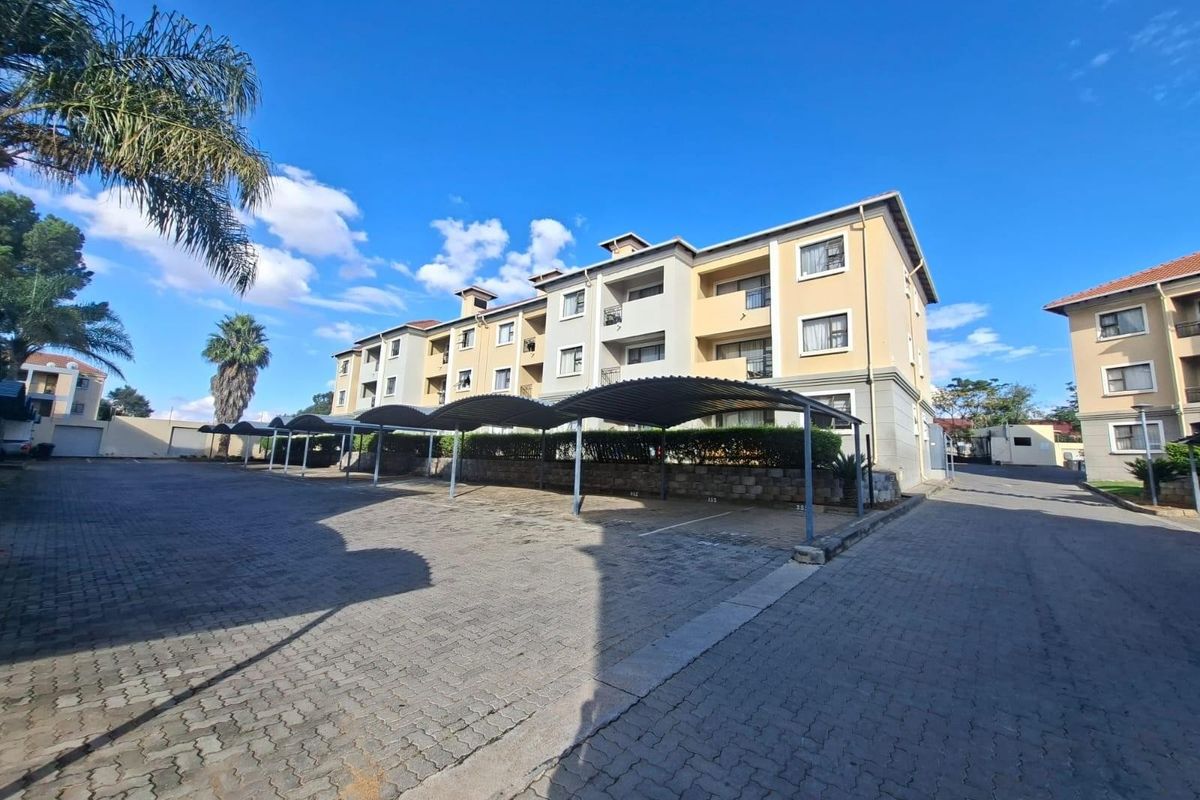 Apartment For Sale in Grand Central, Midrand - Photo 2