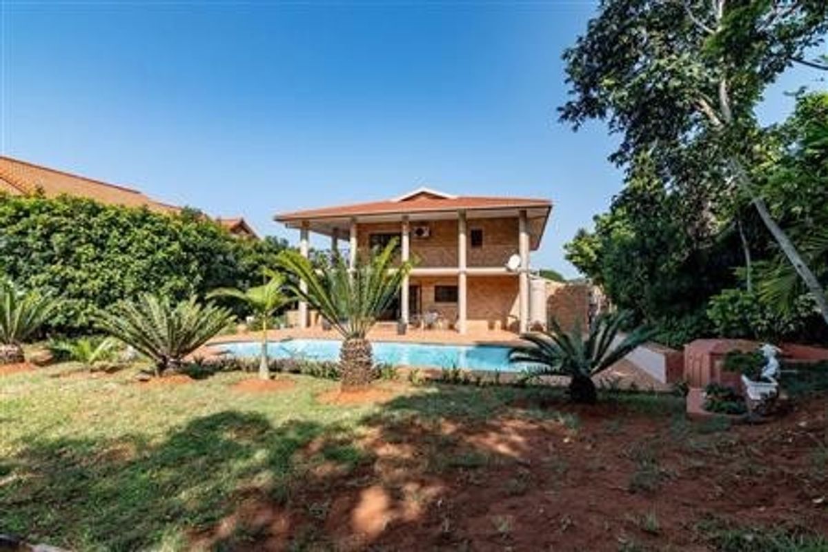 Exceptional Coastal Residence with Ocean Views in Prime Ballito - Photo 2