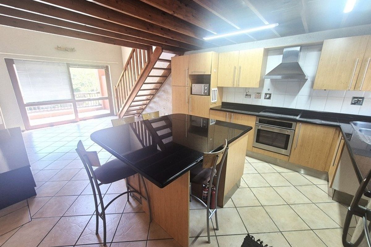 Apartment To Rent in Magaliessig, Sandton - Photo 5