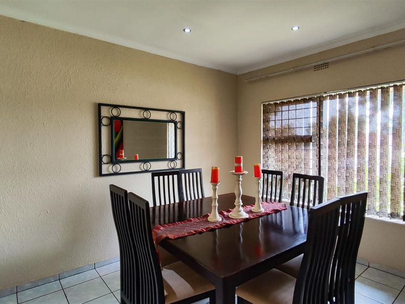 Charming Home For Sale in Brackendowns! - Photo 7