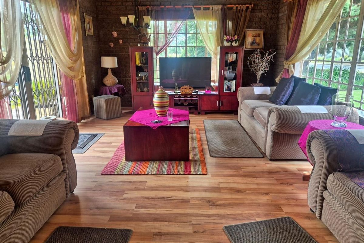 Versatile Family Living with a Modern Granny Flat And Excellent Income Potential! - Photo 4