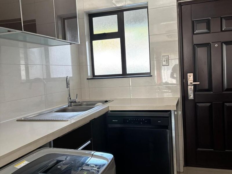 2bed 2bath for sale in craigavon - Photo 4