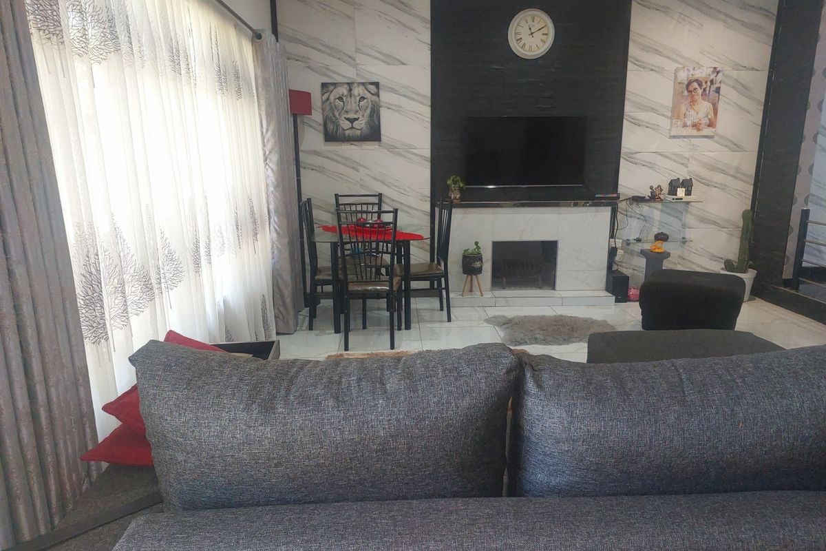3 Bedroom House For Sale In Pinetown with Huge Land - Photo 3