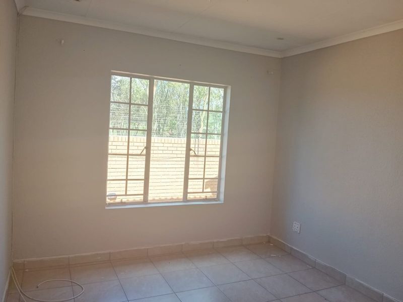 Complex For Sale in Honeydew Ridge, Roodepoort - Photo 8