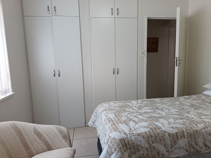 House For Sale in Heathfield, Cape Town - Photo 7