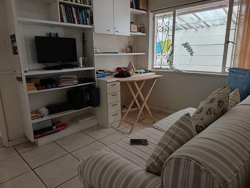 House For Sale in Heathfield, Cape Town - Photo 6