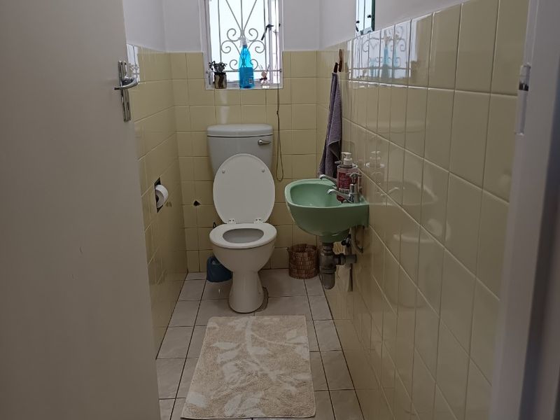 House For Sale in Heathfield, Cape Town - Photo 9