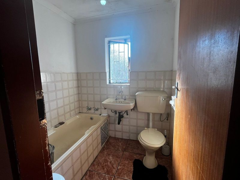 House For Sale in Soshanguve DD, Soshanguve - Photo 8