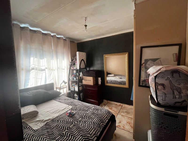 House For Sale in Soshanguve DD, Soshanguve - Photo 9