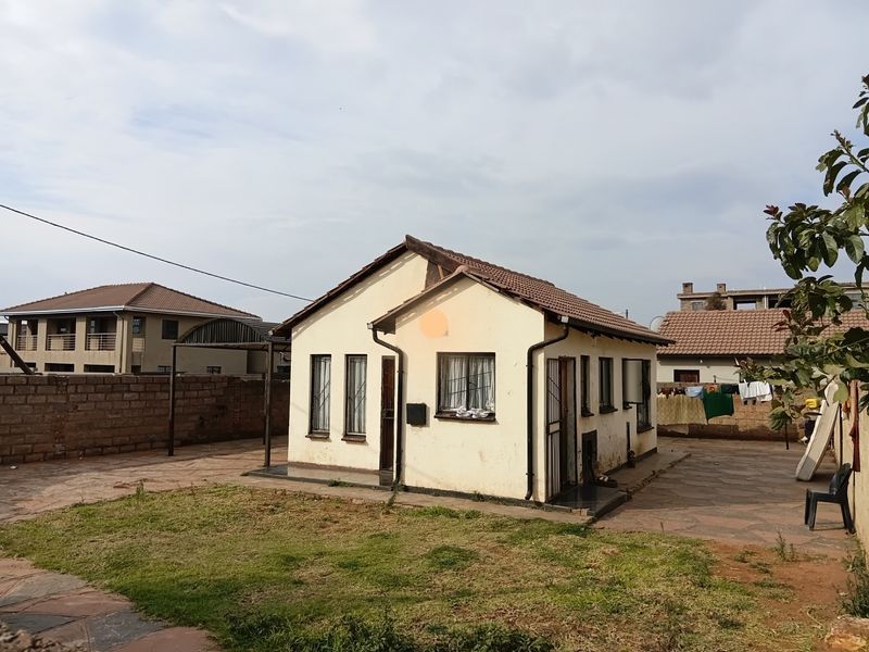 House For Sale in Protea Glen, Soweto - Photo 9