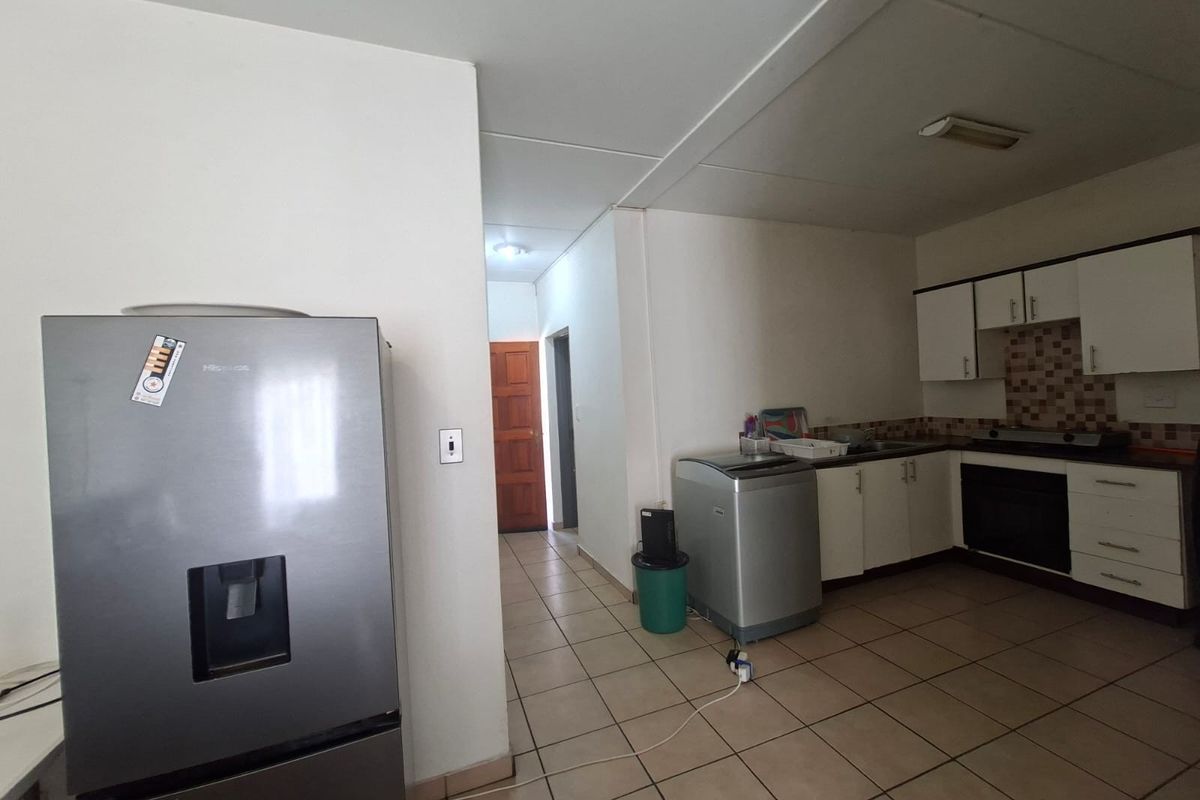 Apartment For Sale in Grand Central Midrand Gauteng - Photo 4