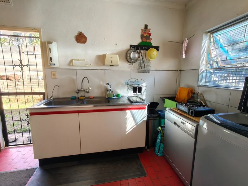 House For Sale in West Acres Ext 8, West Acres, Nelspruit - Photo 4