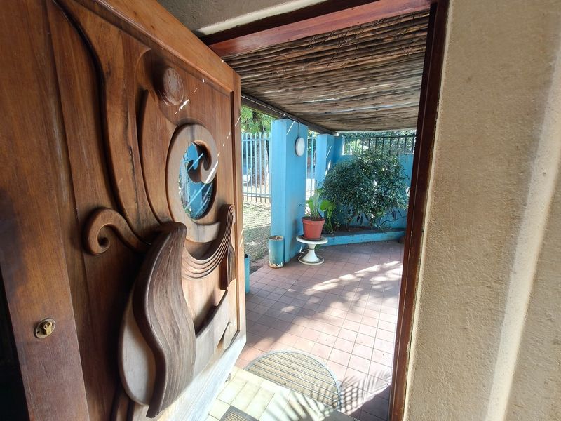 House For Sale in West Acres Ext 8, West Acres, Nelspruit - Photo 2