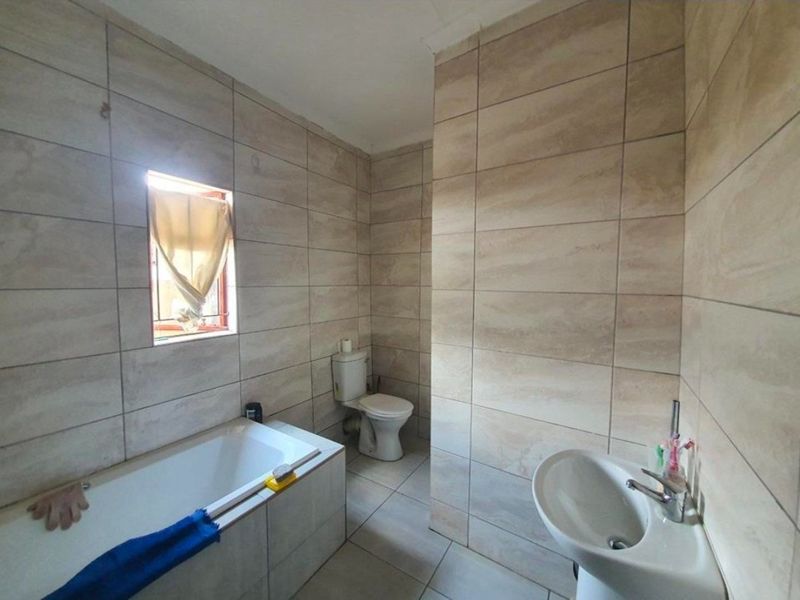 House For Sale in Tsakane Ext 1, Tsakane, Brakpan - Photo 9