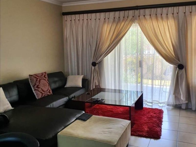 Apartment To Rent in Noordwyk, Midrand - Photo 2