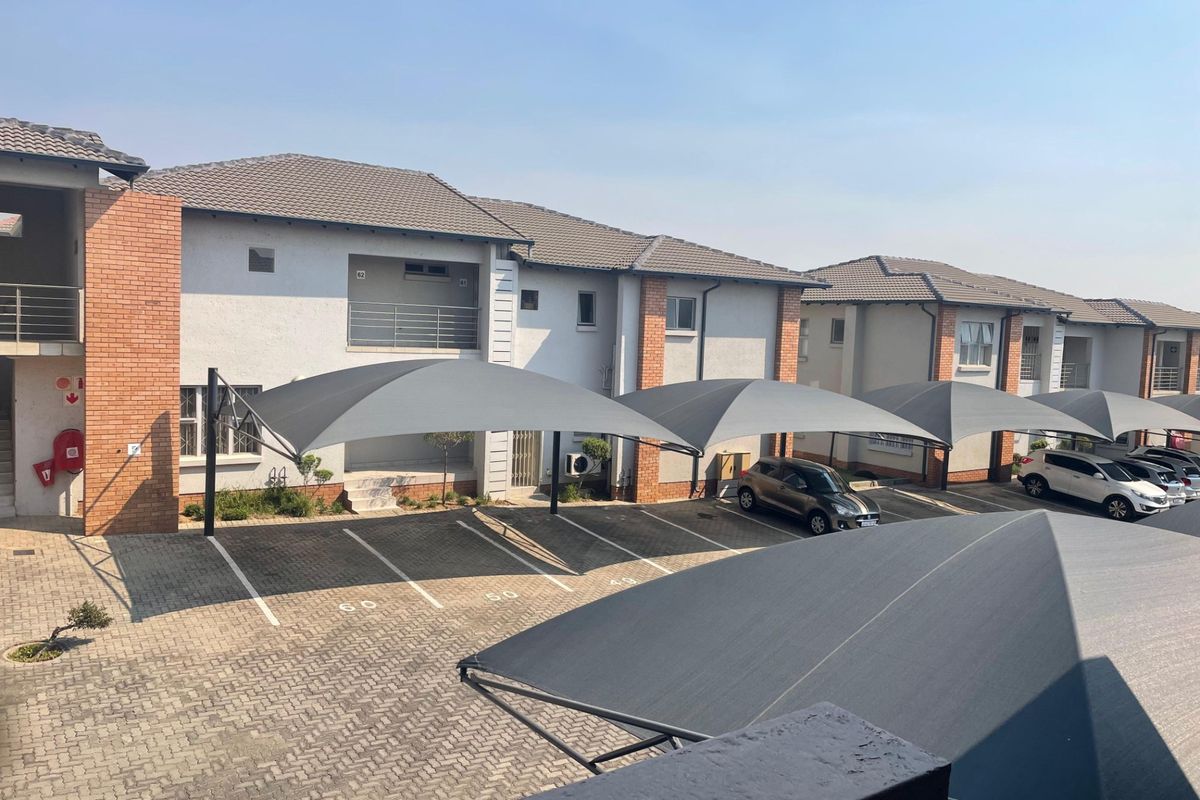 Apartment To Rent in Noordwyk, Midrand - Photo 5