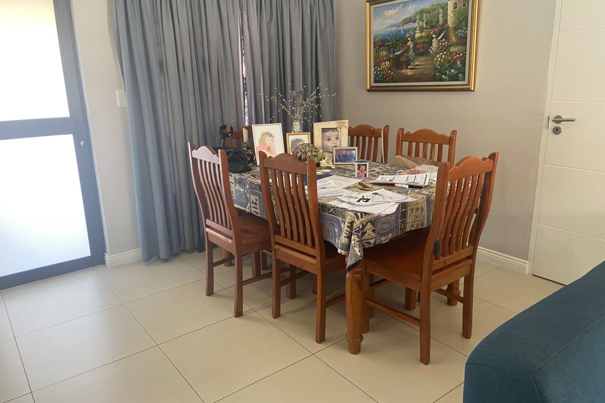 RETIREMENT SIMPLEX UNIT in Hennops Retirement Village- TWO BEDROOM, ONE BATHROOM, ONE GARAGE - Photo 3
