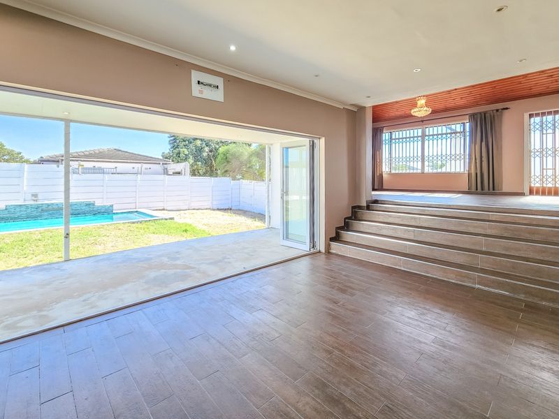 Residential living or Professional practice opportunity in Oakglen, Bellville - Photo 2