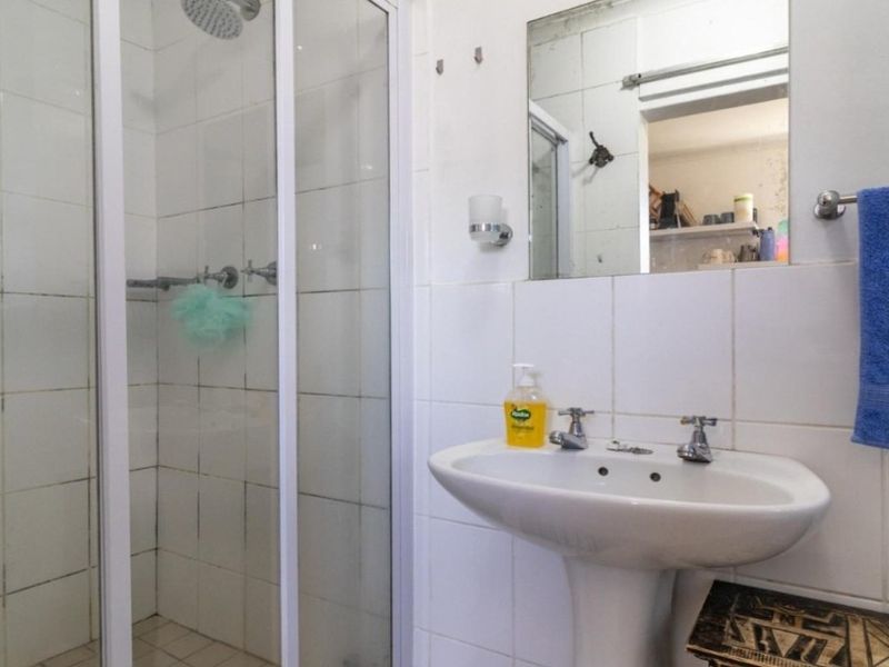 Bachelor Apartment for Sale in Piano Factory, Wellington - Photo 6