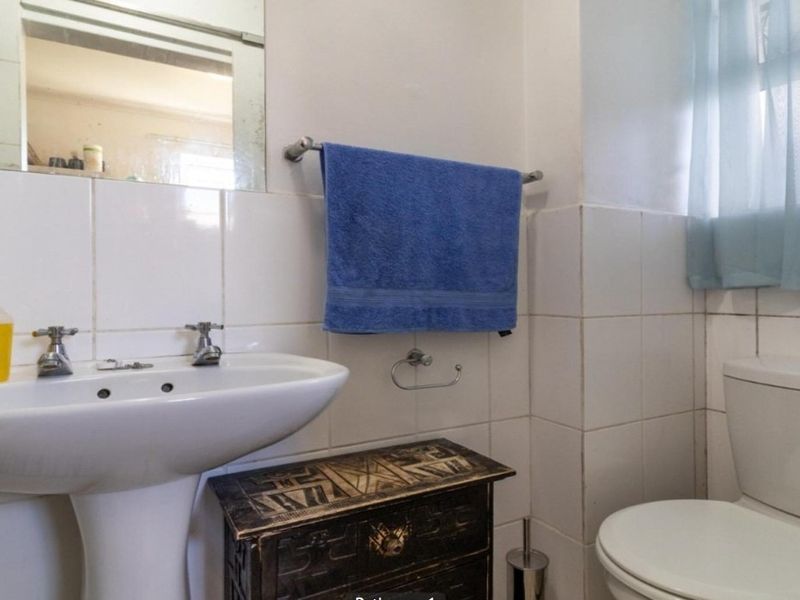 Bachelor Apartment for Sale in Piano Factory, Wellington - Photo 7