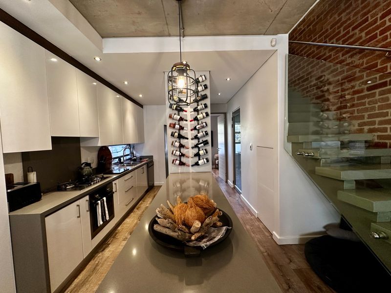 Townhouse For Sale in Lynnwood, Pretoria - Photo 8
