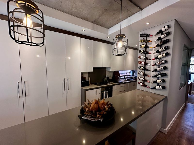 Townhouse For Sale in Lynnwood, Pretoria - Photo 4