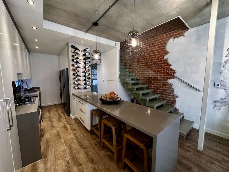Townhouse For Sale in Lynnwood, Pretoria - Photo 2