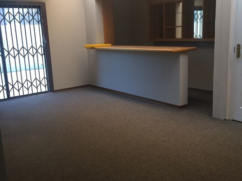 Warehouse For Sale in Riverhorse Valley, Durban, KwaZulu Natal - Photo 6