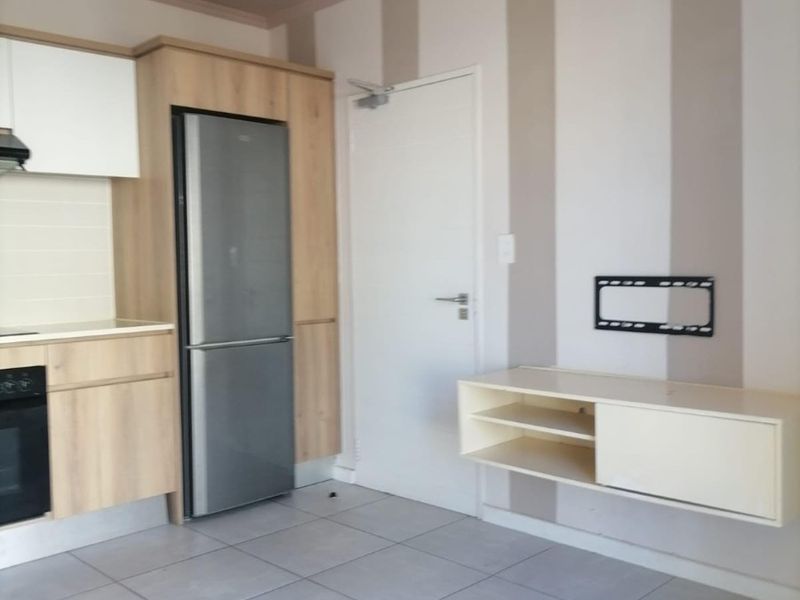 1 Bedroom,1 bathroom Apartment for Rent in Kyalami - Photo 6