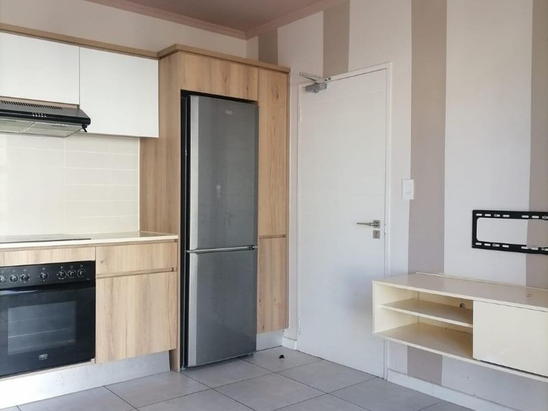 1 Bedroom,1 bathroom Apartment for Rent in Kyalami - Photo 4