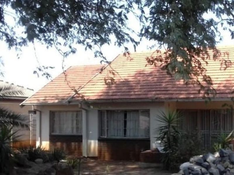 House For Sale in Silverton, Pretoria - Photo 4