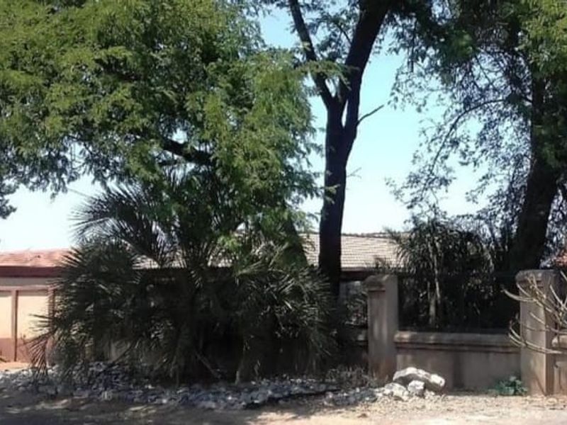 House For Sale in Silverton, Pretoria - Photo 9