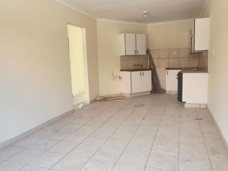 Apartment To Rent in Rustenburg, North West - Photo 3