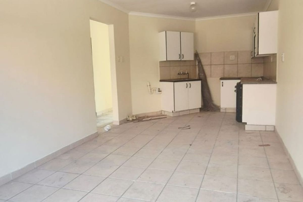 Apartment To Rent in Rustenburg, North West - Photo 3