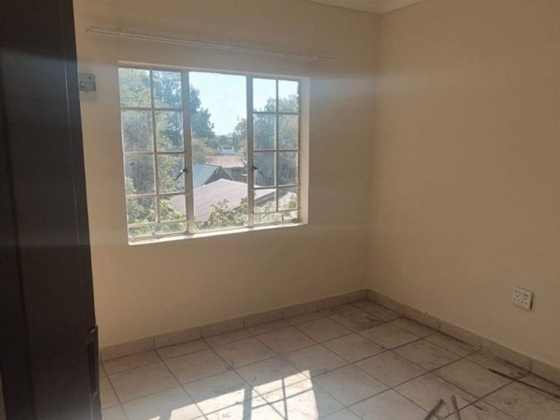 Apartment To Rent in Rustenburg, North West - Photo 6