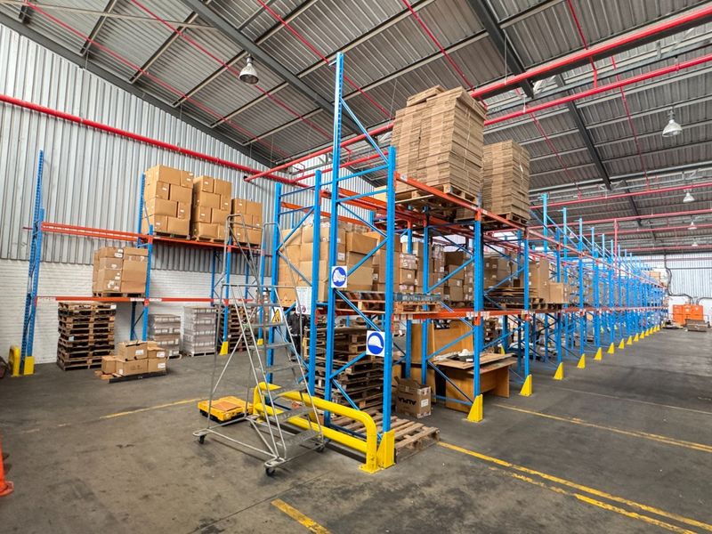 5,552m2  | Neat and Secure Industrial Warehouse To Let in Epping Industrial, Cape Town - Photo 5